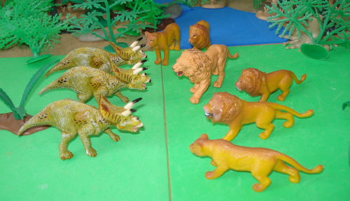 Torosaurus, Dinosaur Toys